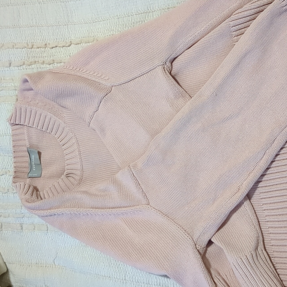 Everlane cotton boyfriend crew sweater size M
